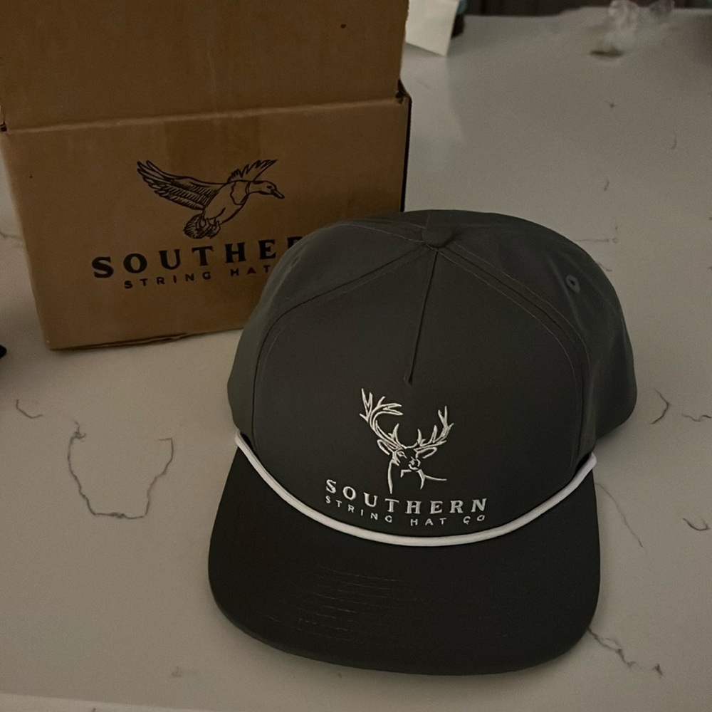 Southern String Gray Hat